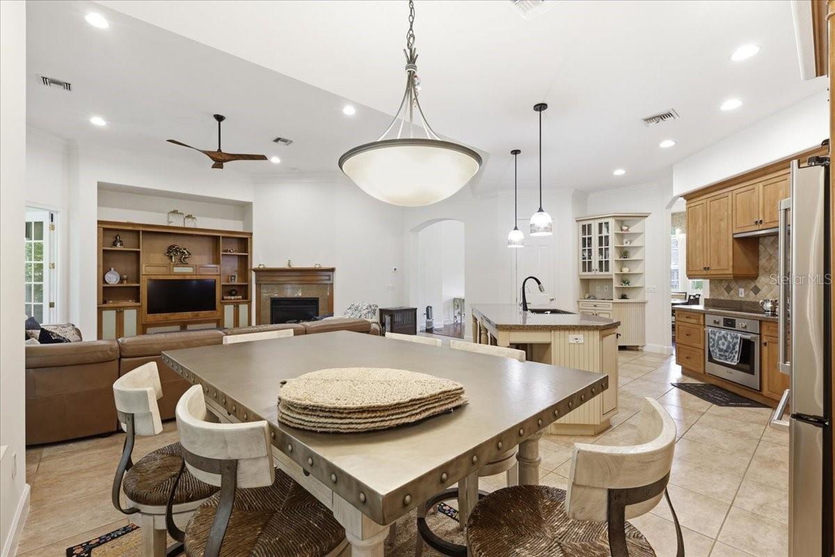 KEENES POINTE - Residential