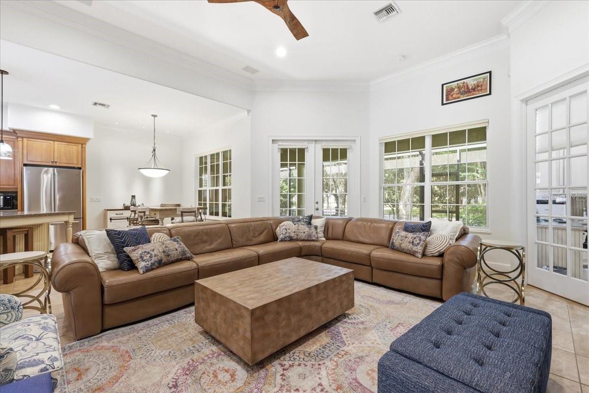KEENES POINTE - Residential