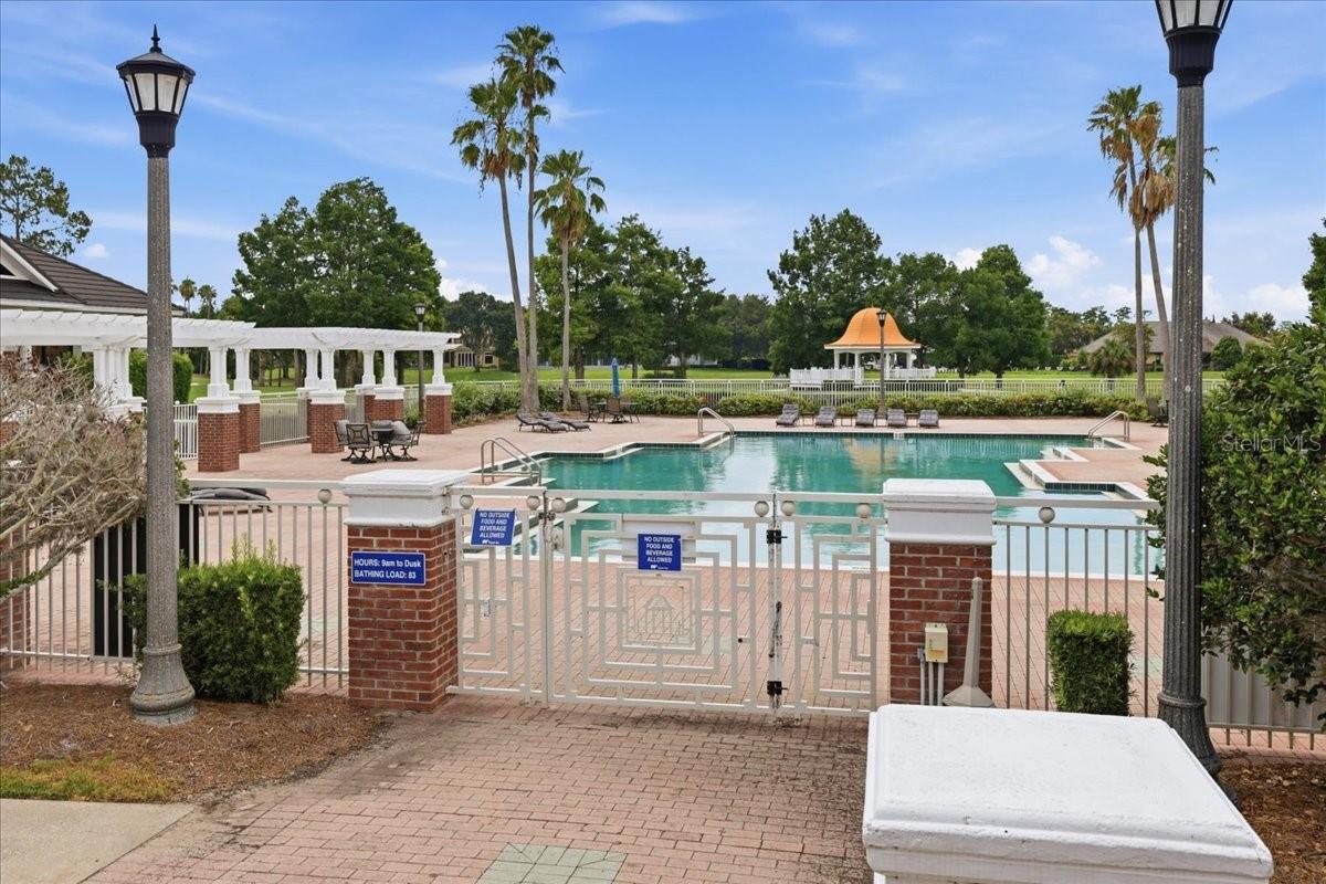 KEENES POINTE - Residential