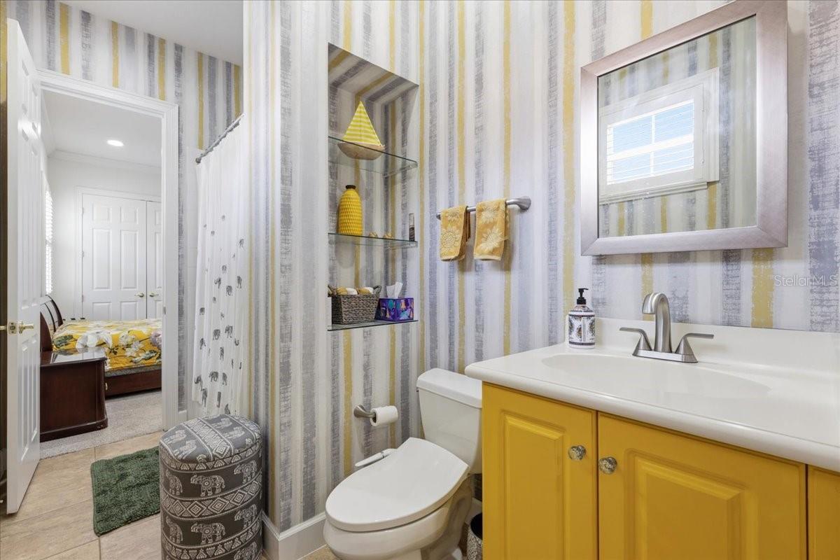 KEENES POINTE - Residential