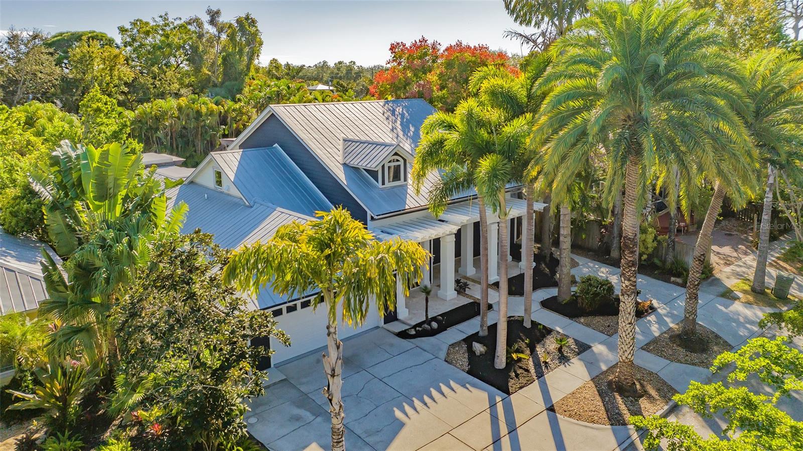Welcome to this stunning 5-bedroom, 5-bathroom home located in a prime area close to the Hillview district, downtown, and just a short walk away from Southside Elementary School. This spacious property offers a perfect blend of comfort, elegance, and convenience for discerning homeowners.  This impressive home boasts a variety of enticing features, including a refreshing swimming pool and an inviting outdoor space, perfect for entertaining or enjoying serene moments. The chef's kitchen, equipped with gas cooking, stainless steel appliances, and granite countertops, is a culinary delight, providing the ideal space for preparing meals and gatherings. The residence features a metal roof for durability and a 2-car garage for convenience. Inside, the 9-foot ceilings adorned with crown molding create an open and airy atmosphere, adding to the sense of space and luxury. The fenced-in yard and plantation shutters add privacy and charm to this already exquisite property. One of the standout features of this home is the backyard oasis, complete with a beautiful swimming pool. This space is perfect for unwinding, entertaining, or simply basking in the tranquility of your own private retreat. This property represents the ideal fusion of comfortable living and modern elegance. Whether you're looking for a welcoming family home or a great space for entertaining, this home offers the perfect canvas to create unforgettable memories and cherished moments.