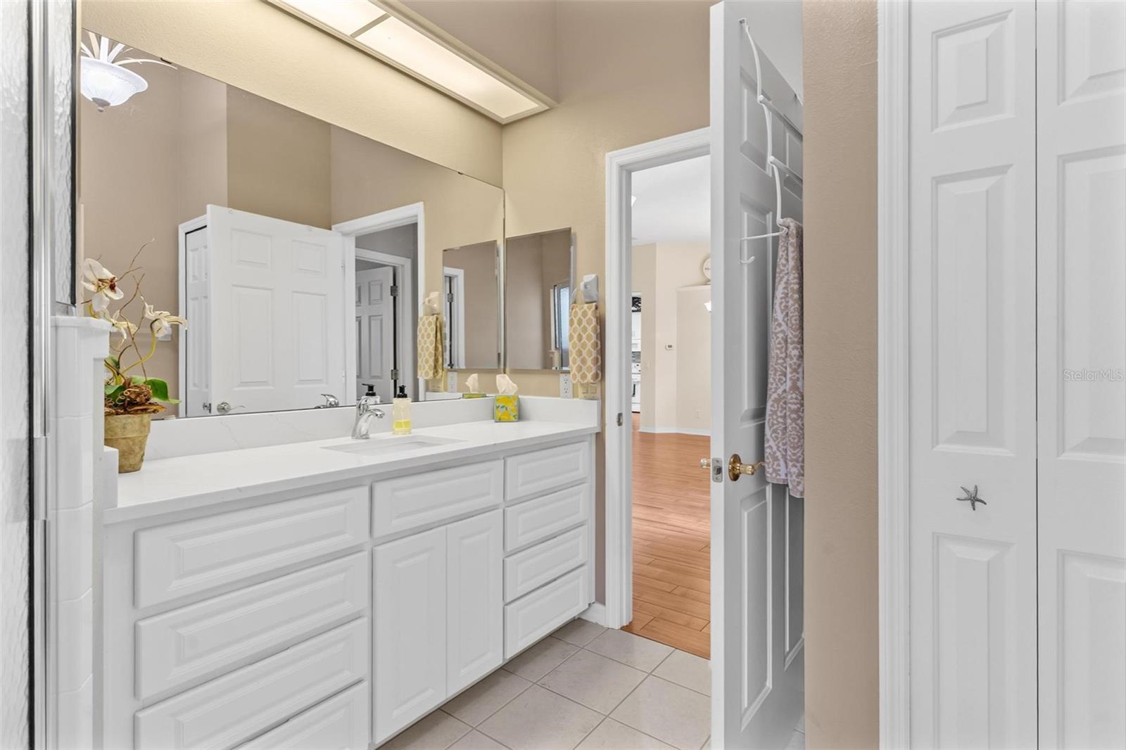 ROYAL HARBOR - Residential