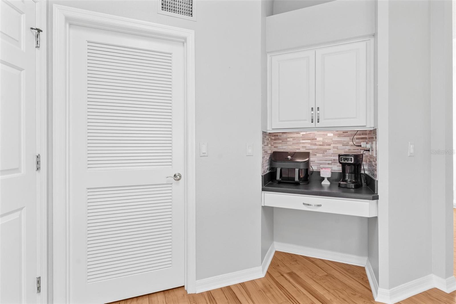 ROYAL HARBOR - Residential