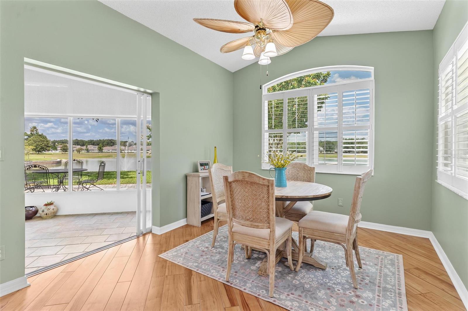 ROYAL HARBOR - Residential