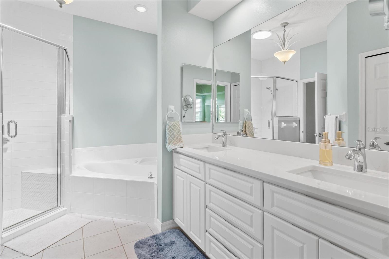 ROYAL HARBOR - Residential