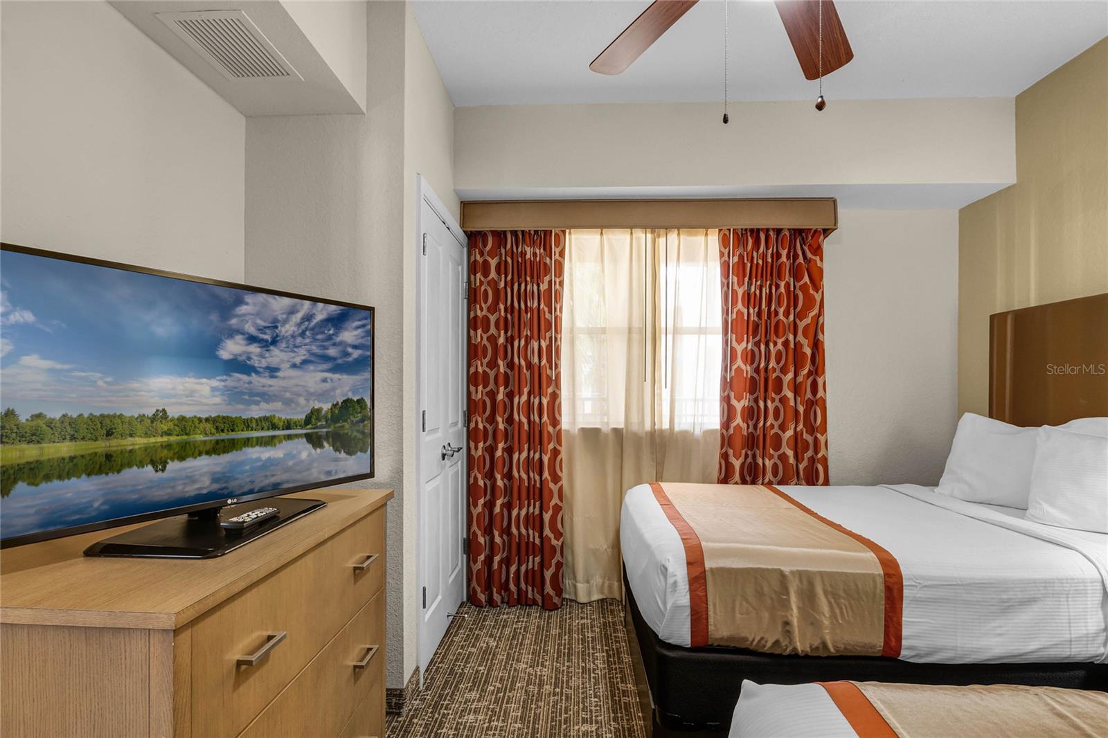 FLORIDAYS ORLANDO RESIDENCE - Residential