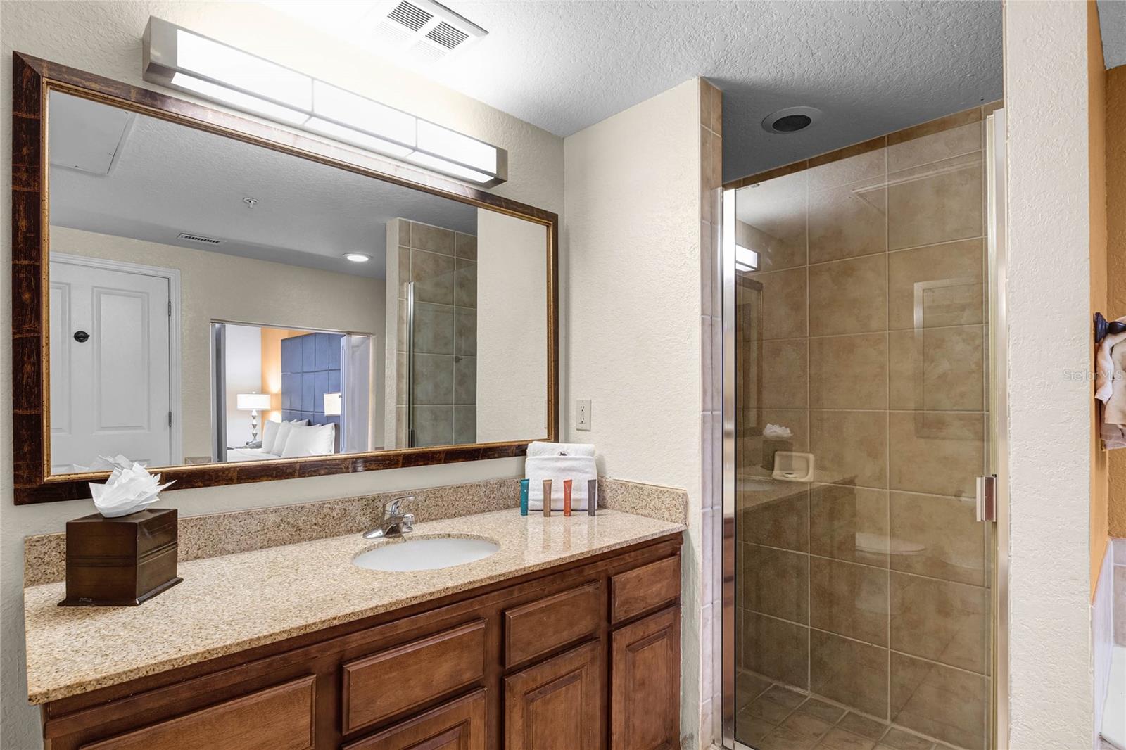 FLORIDAYS ORLANDO RESIDENCE - Residential
