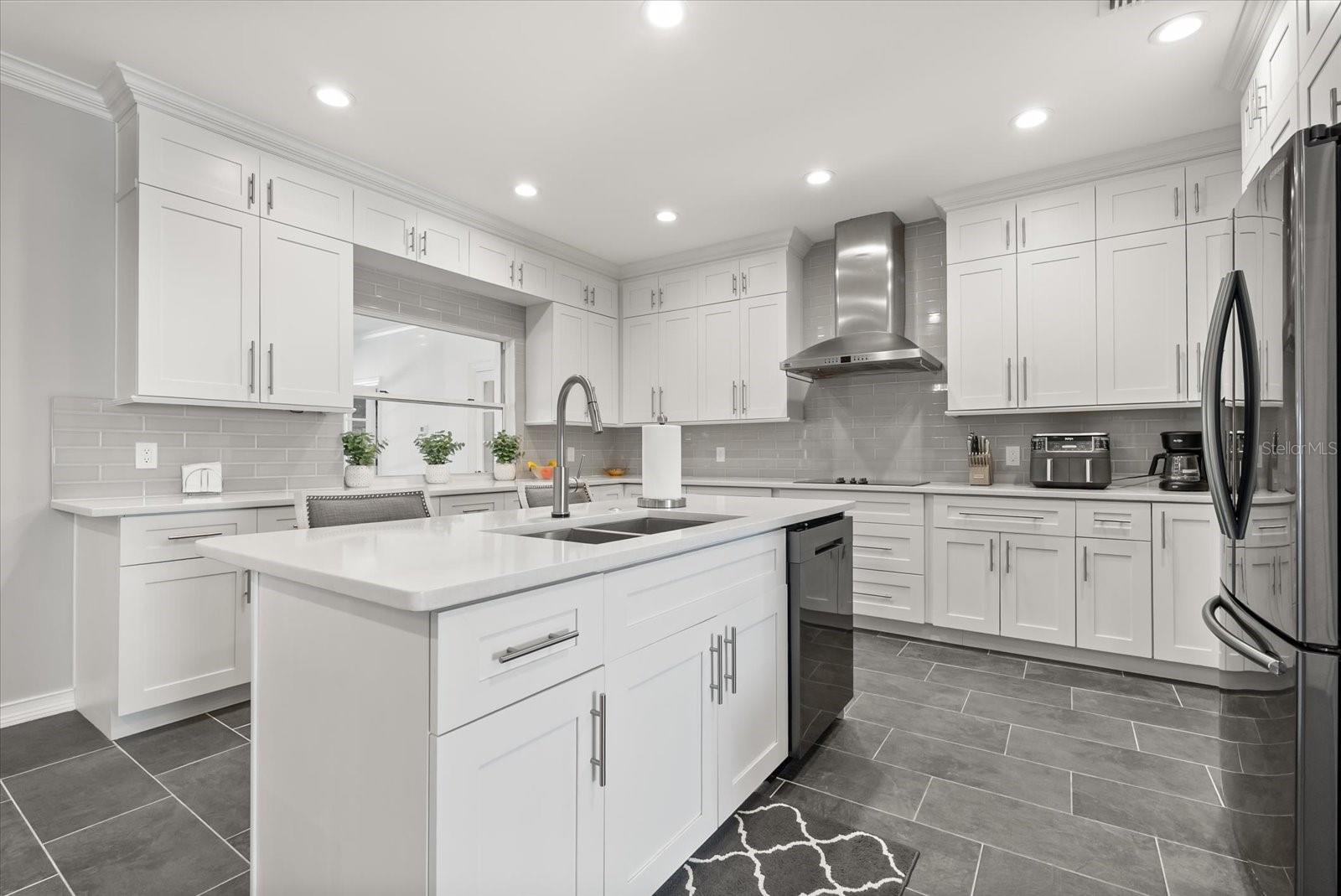 SWEETWATER CLUB - Residential