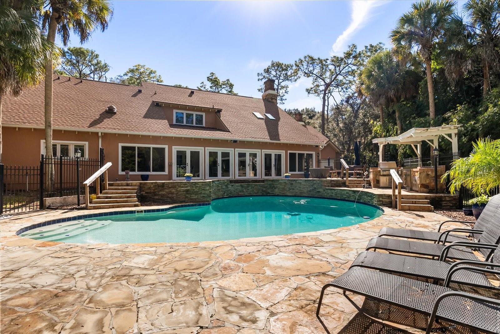 SWEETWATER CLUB - Residential