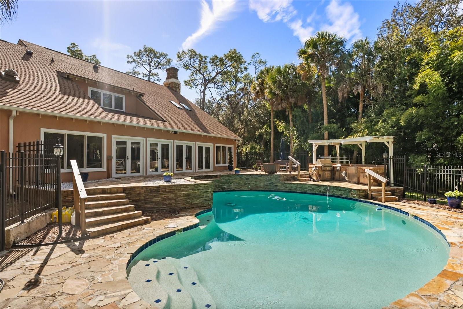SWEETWATER CLUB - Residential