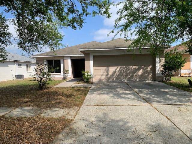 GREAT LOCATION!!! Popular Somerset Subdivision 4 Bedroom, 2 Bath, 2 Car garage home. Featuring fresh paint, newer carpet and laminate flooring. Open plan with cathedral ceilings, large eat-in kitchen with a breakfast bar, ceiling fans and a split bedroom plan. Community pool, park and playground. Close to schools, restaurants, shopping and medical facilities. Available now!!

**Roof to be replacement is scheduled. Stove is nonfunctional