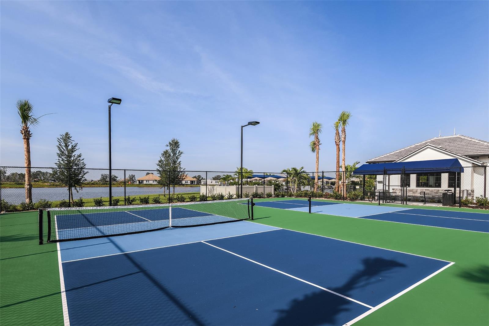 SWEETWATER VILLAS AT LAKEWOOD RANCH - Residential