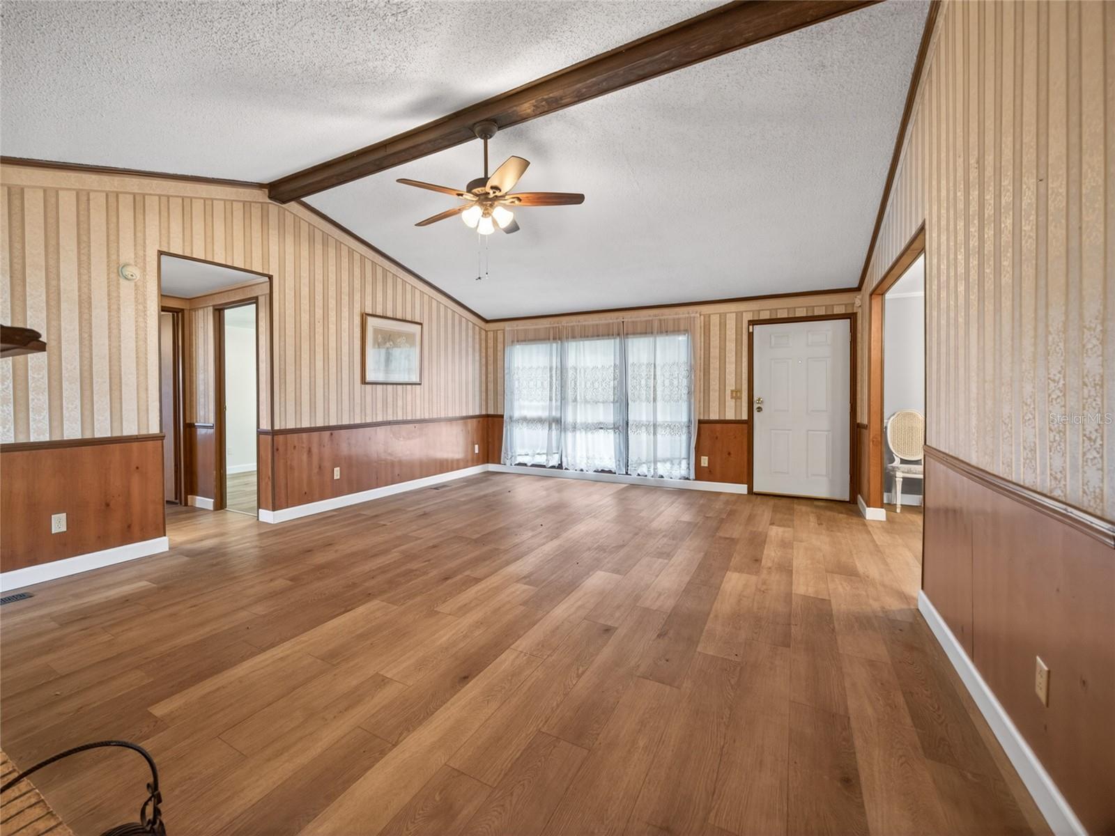 WOODED ACRES UN 02 - Residential