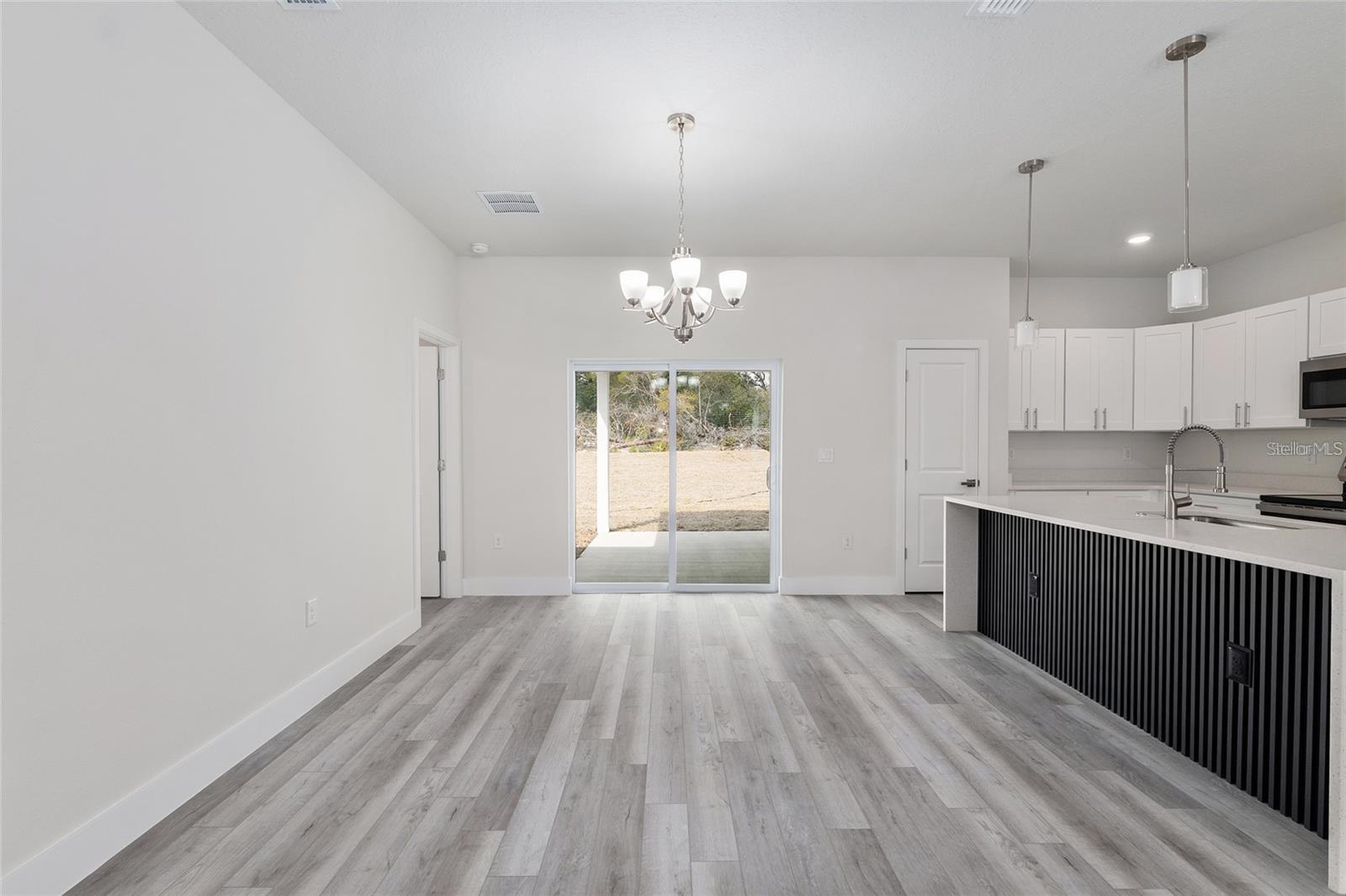 MARION OAKS UN 5 - Residential