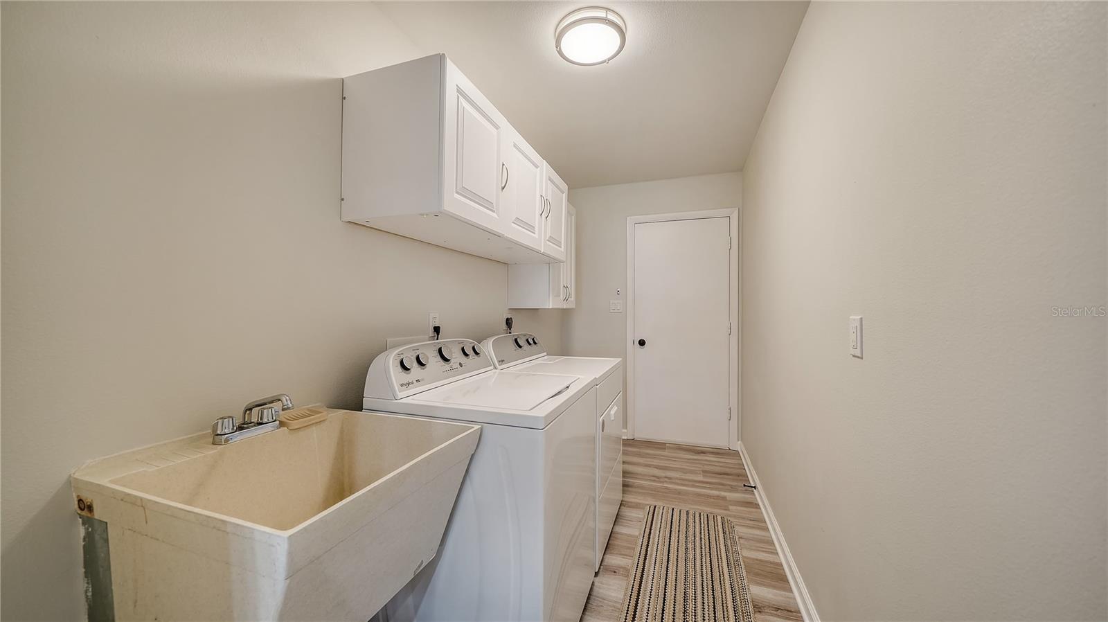 CENTER GATE VILLAGE 4 - Residential