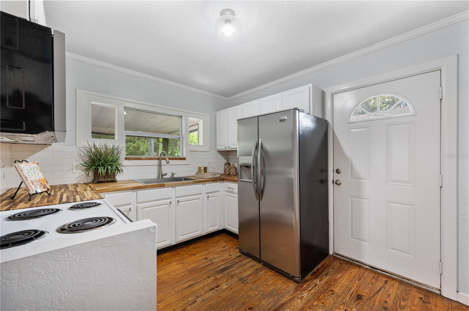 DIXIELAND REV - Residential