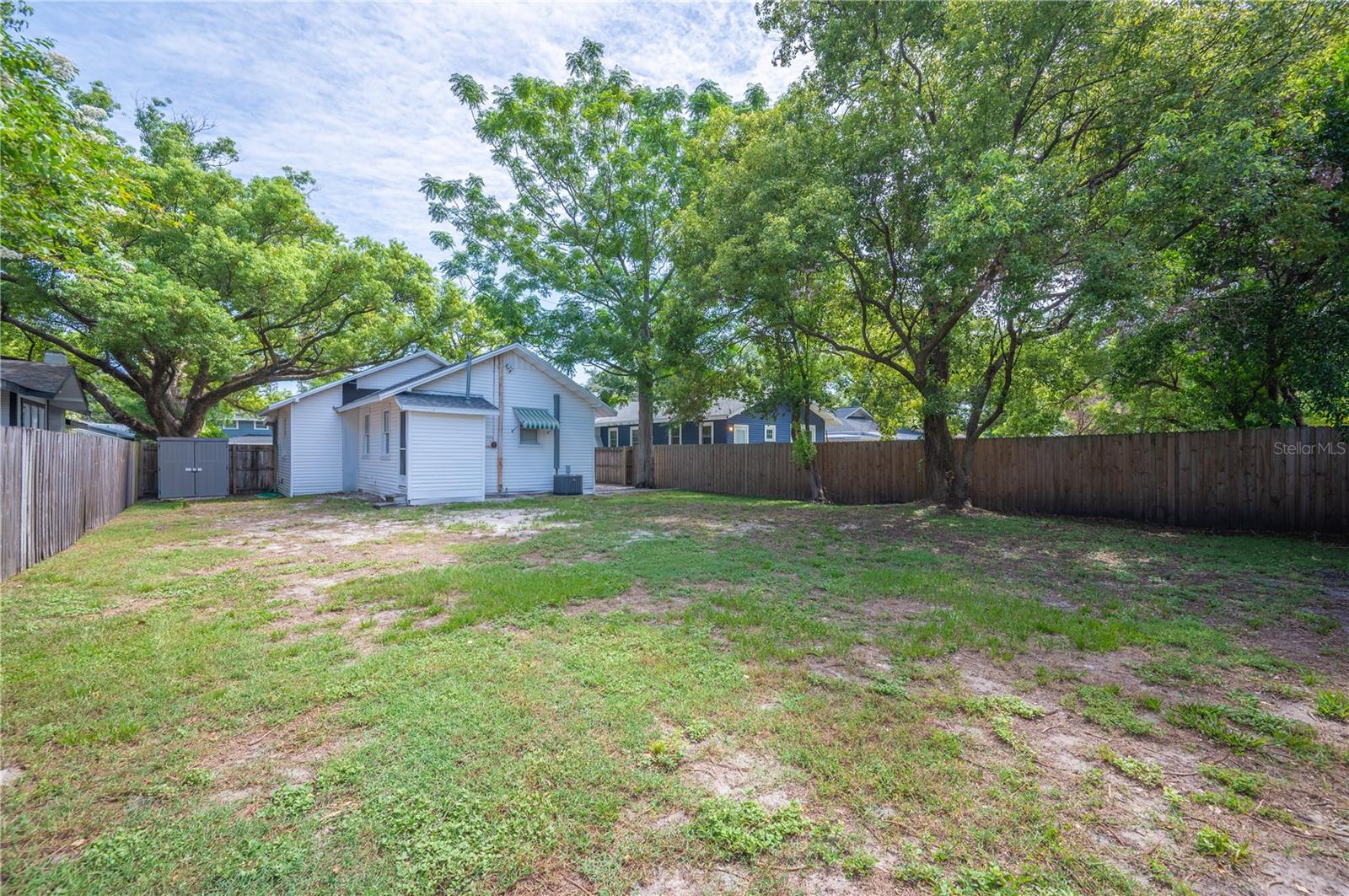 DIXIELAND REV - Residential