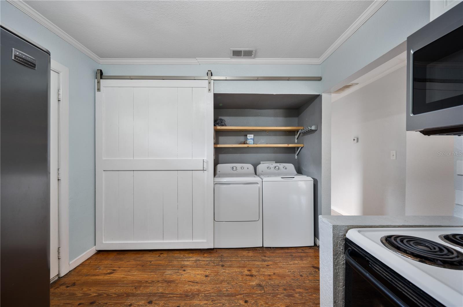 DIXIELAND REV - Residential