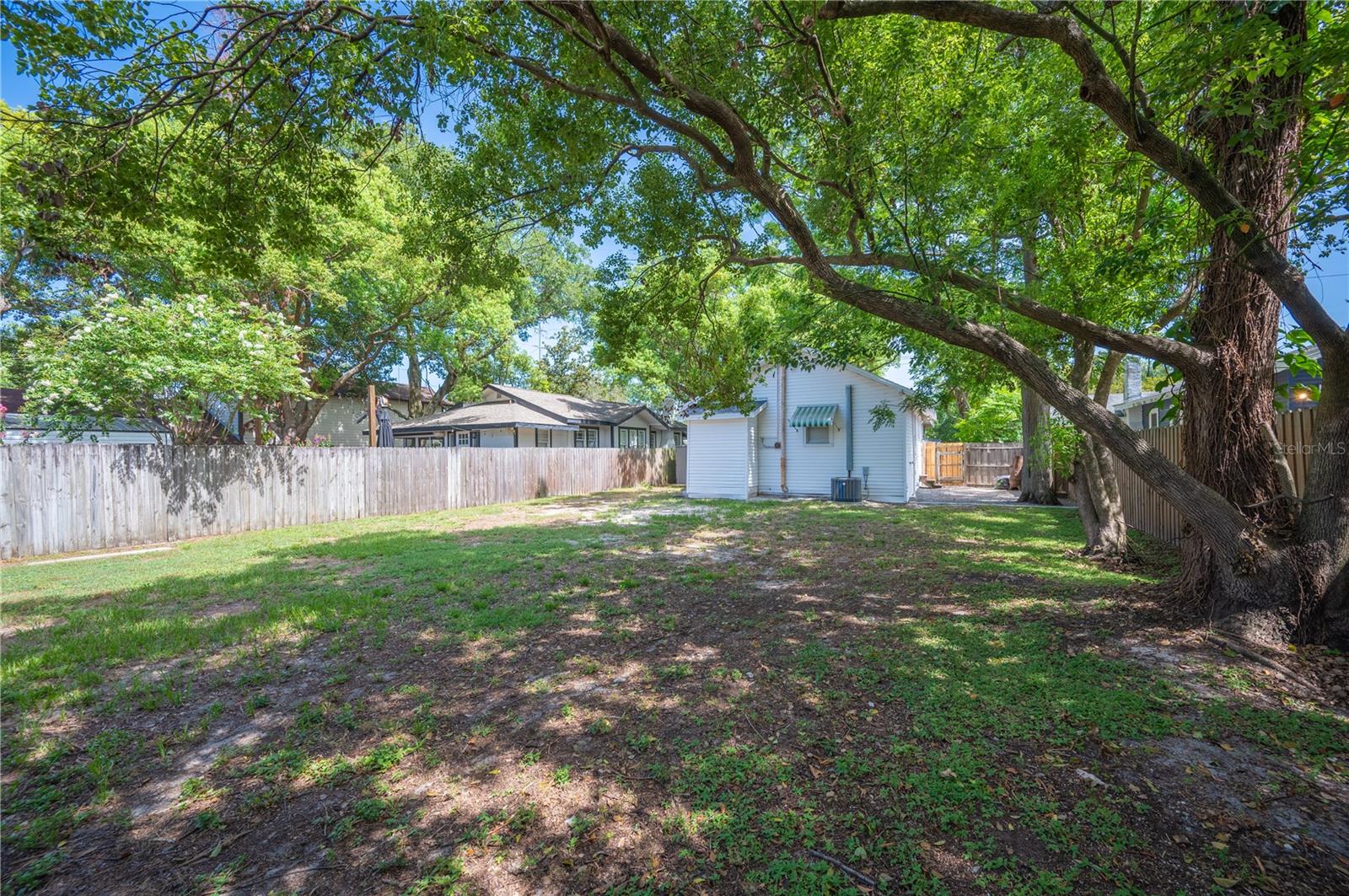DIXIELAND REV - Residential