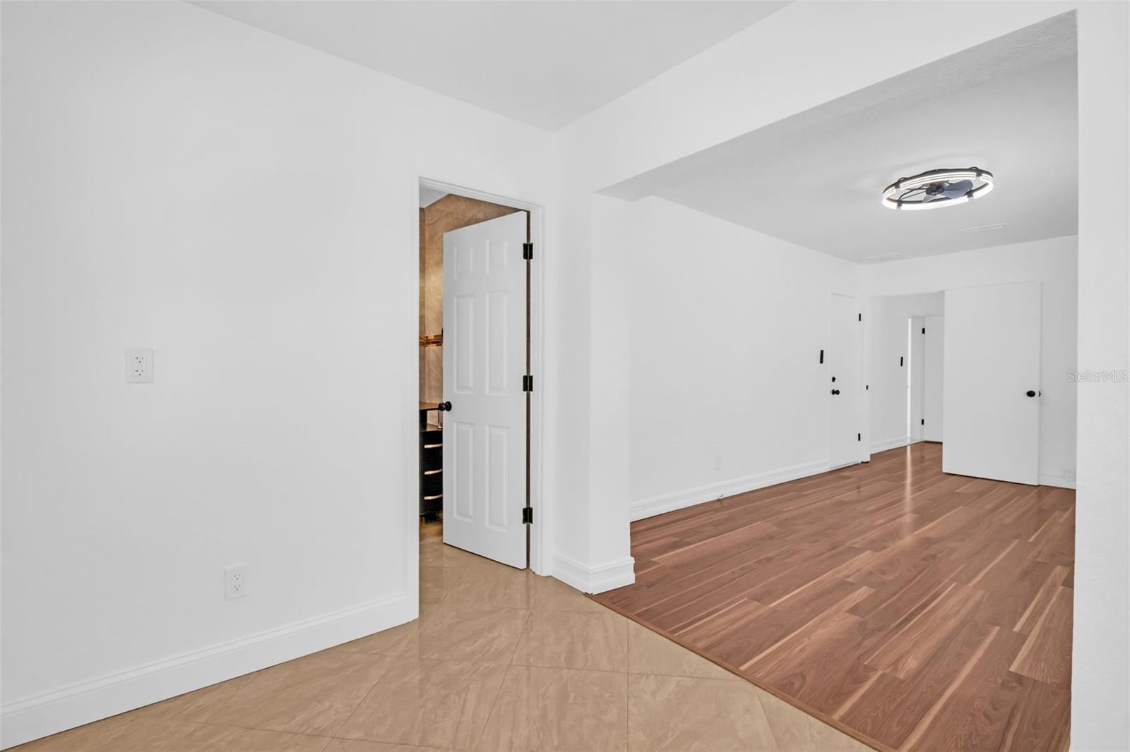 SIRMONS GROVES - Residential Lease