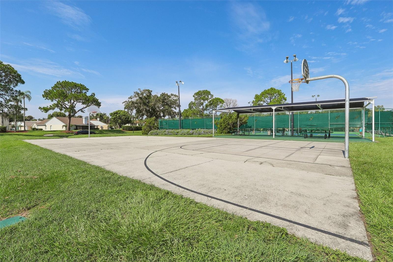 SOUTHPOINTE CONDO - Residential