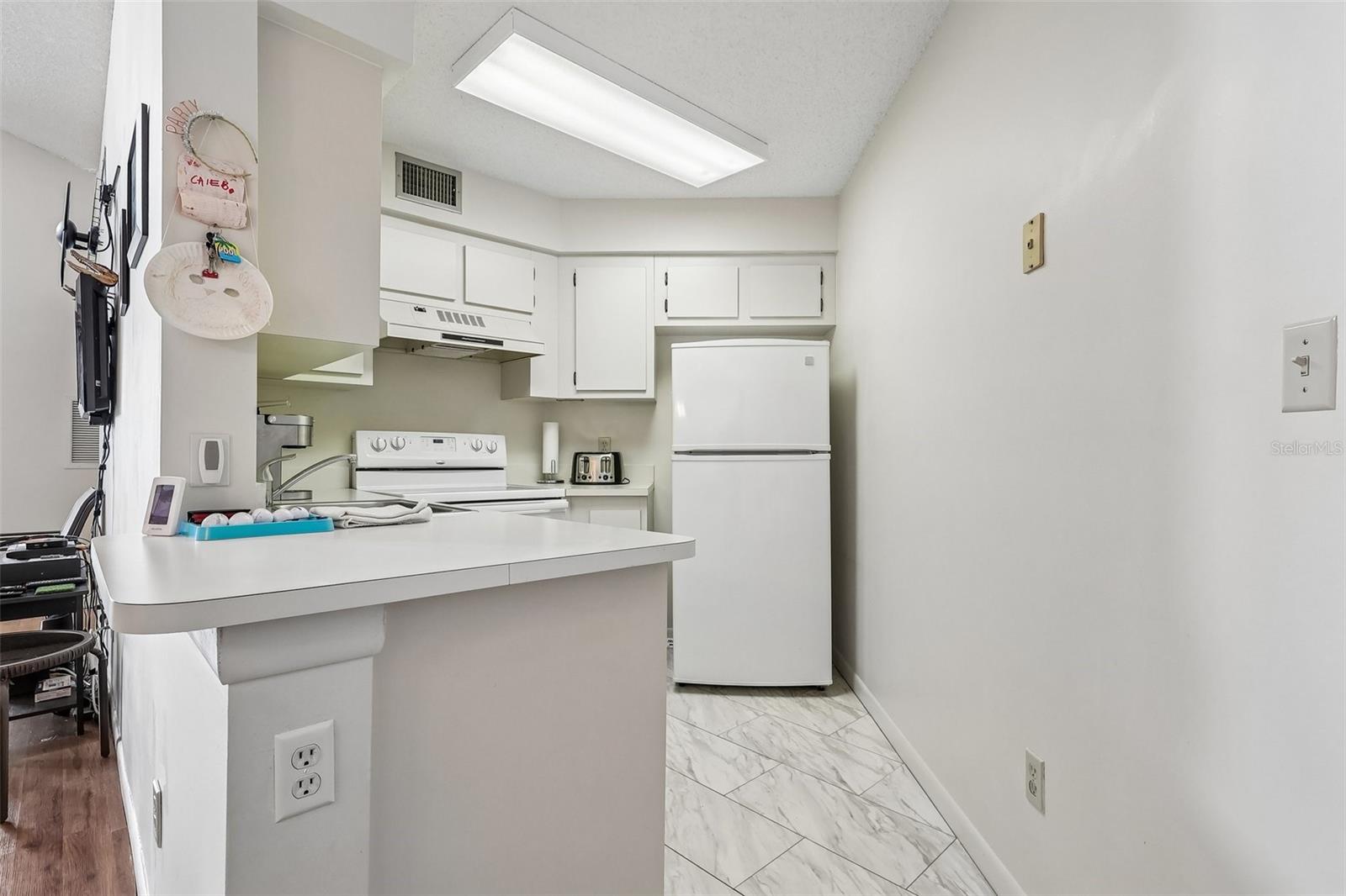 SOUTHPOINTE CONDO - Residential