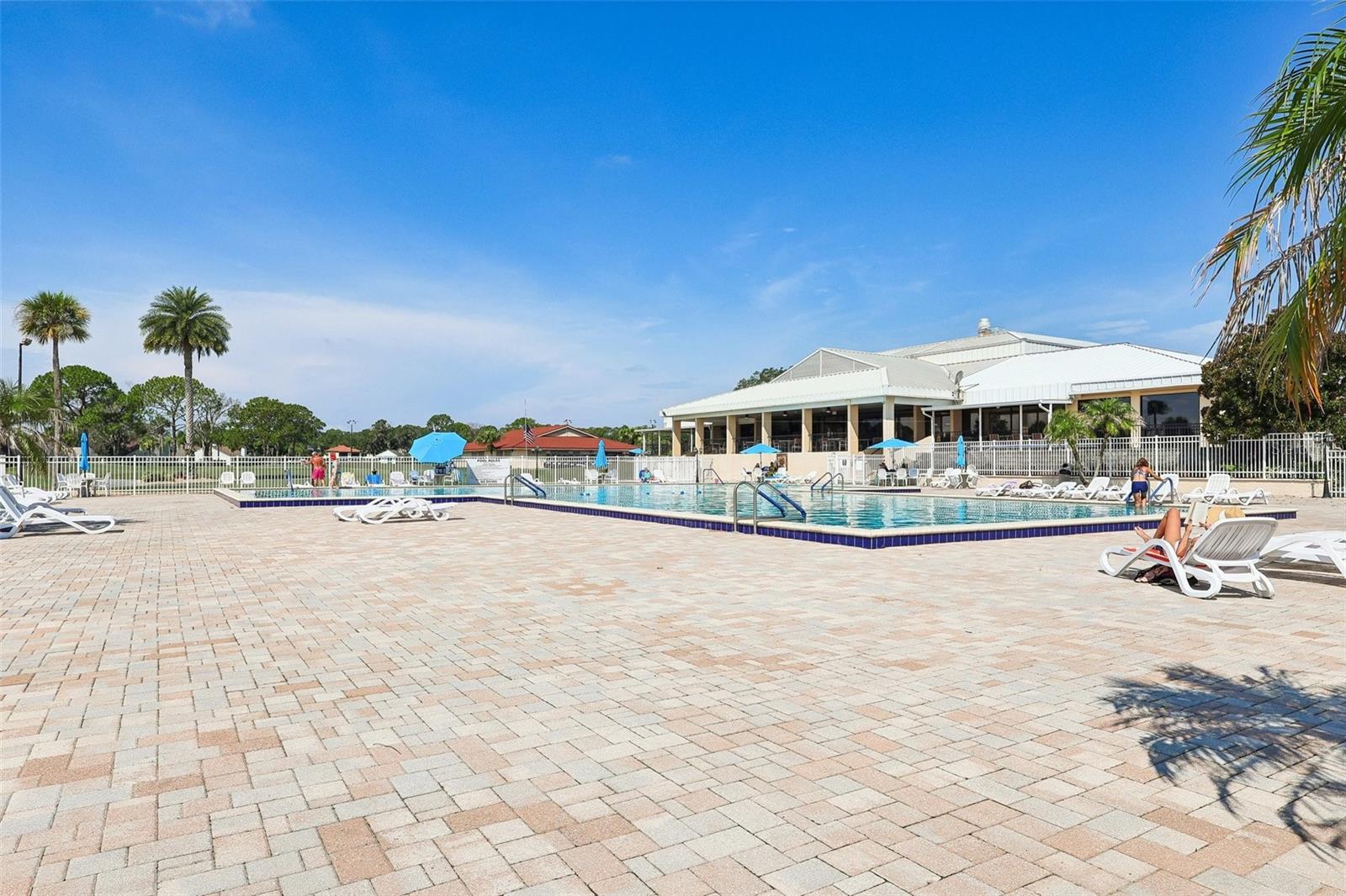 SOUTHPOINTE CONDO - Residential
