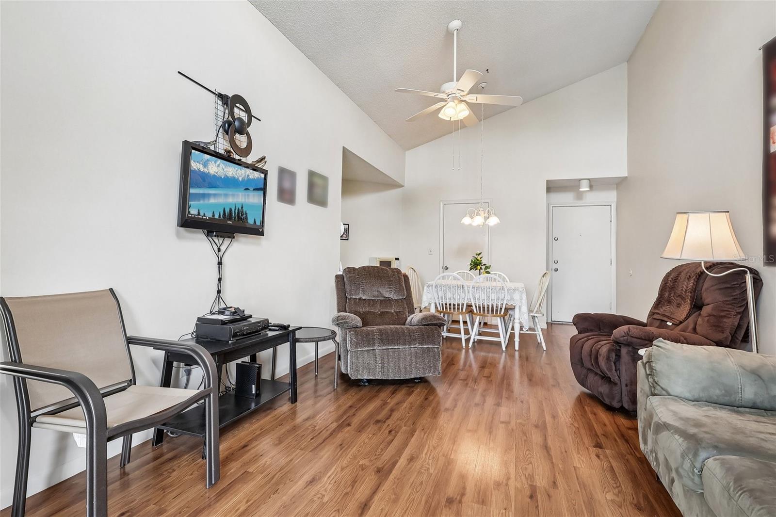 SOUTHPOINTE CONDO - Residential