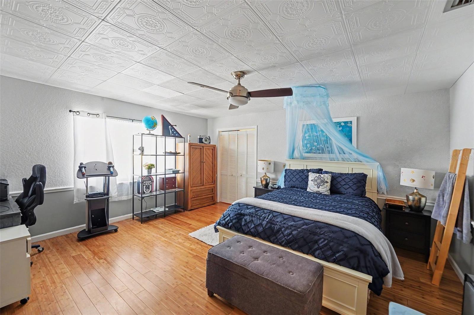 BELLEAIR COVE - Residential