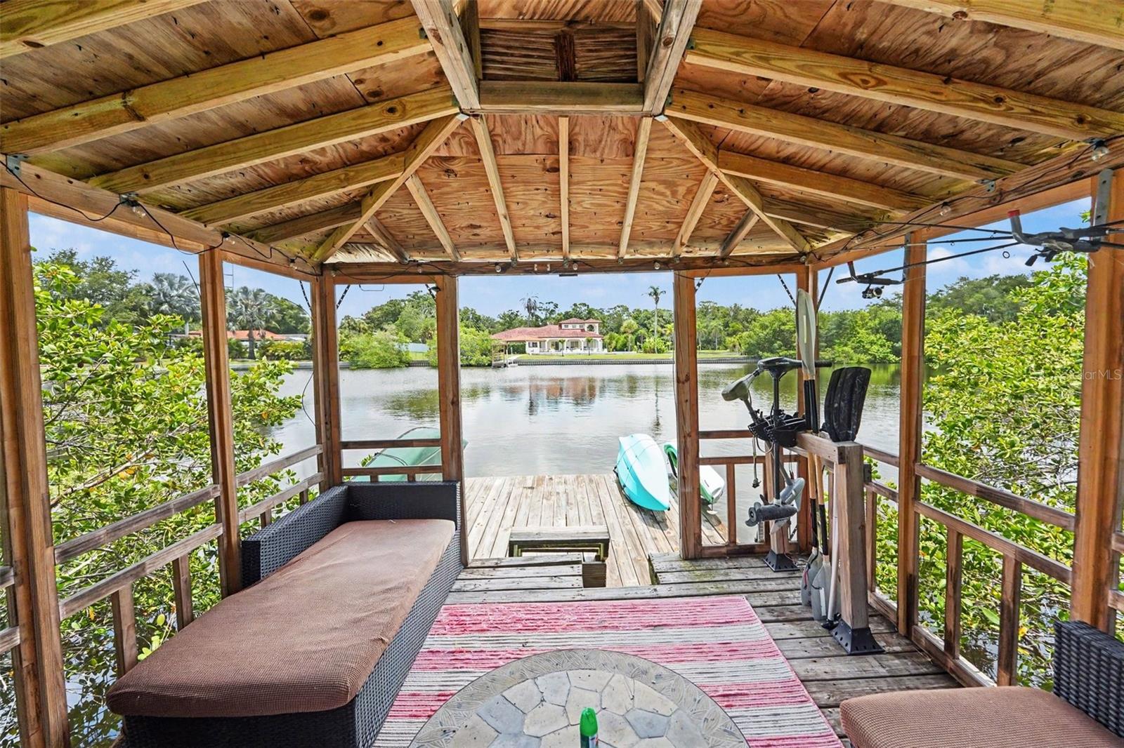 BELLEAIR COVE - Residential