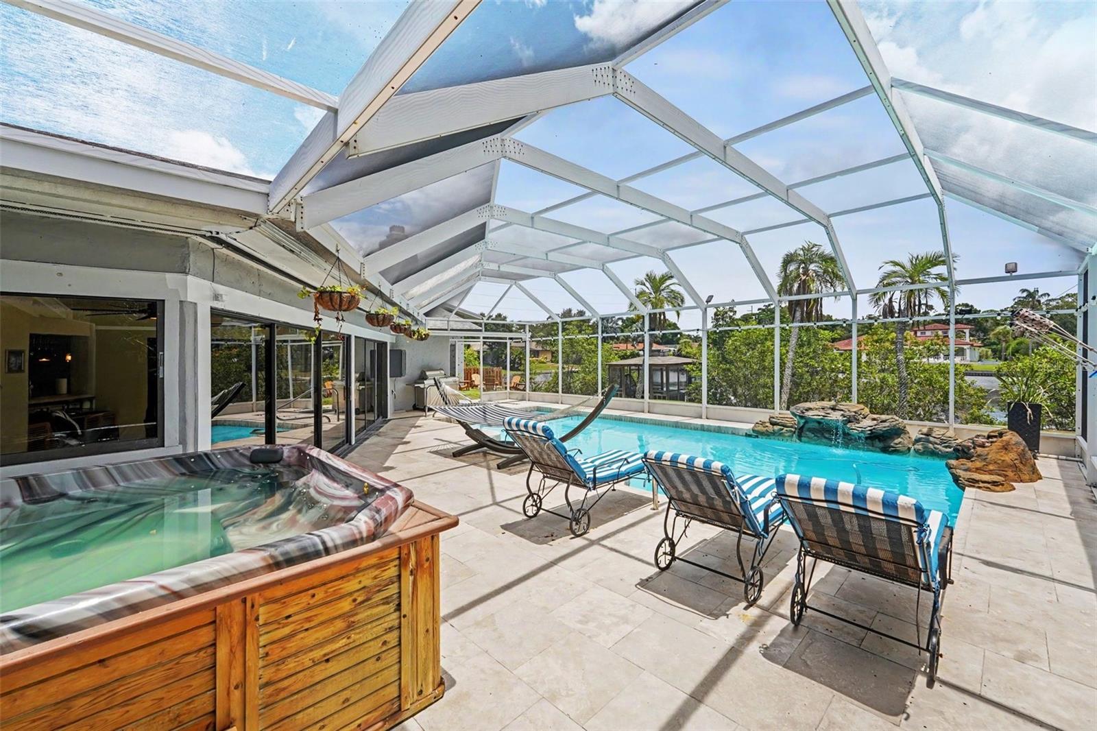 BELLEAIR COVE - Residential