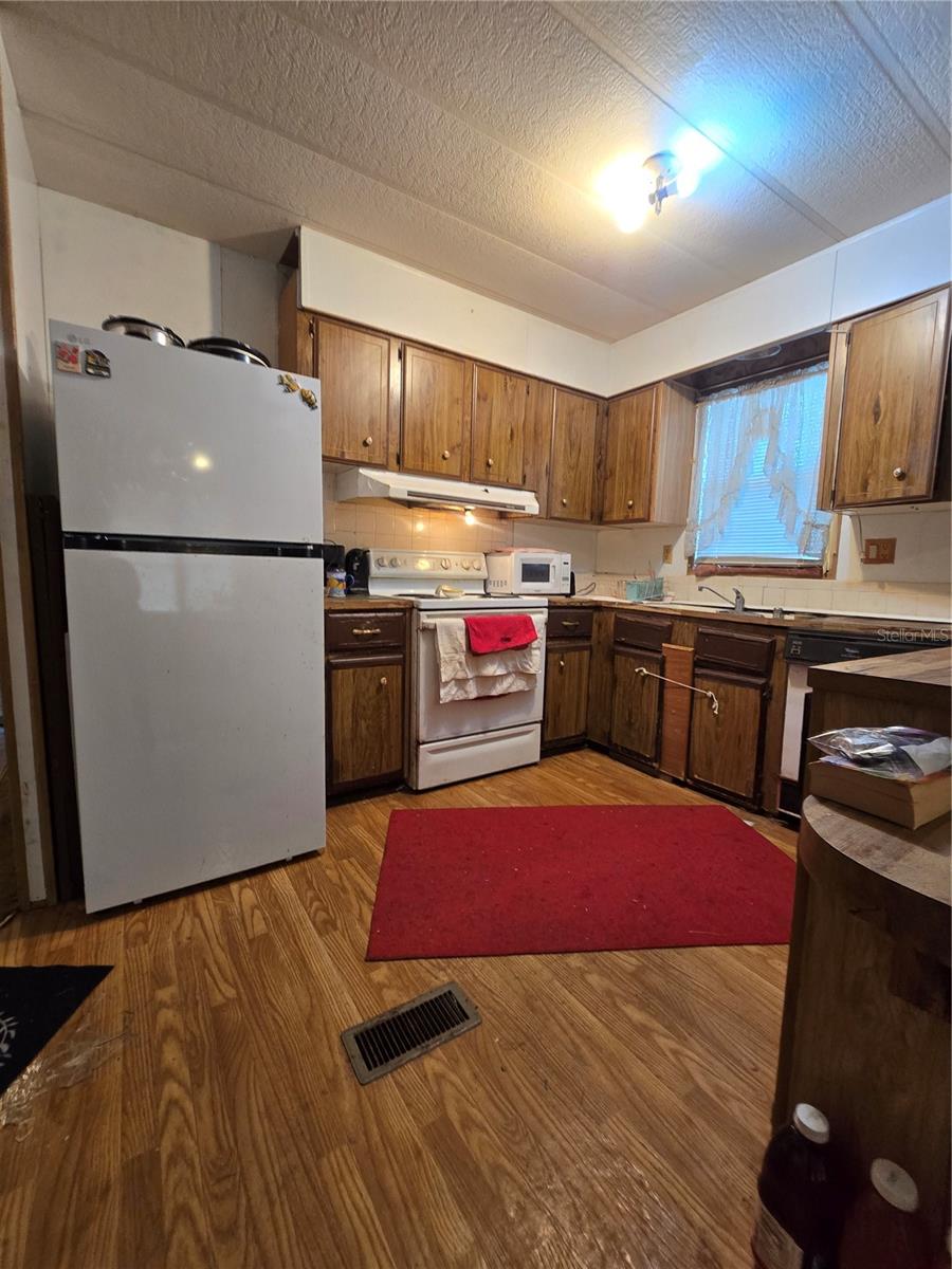 SUNLIGHT ACRES FIRST ADD - Residential