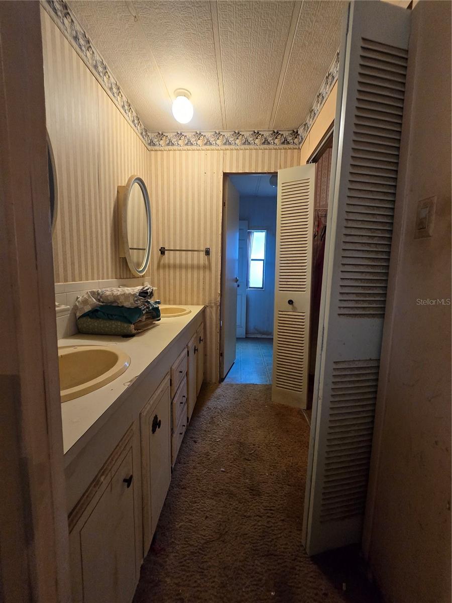 SUNLIGHT ACRES FIRST ADD - Residential