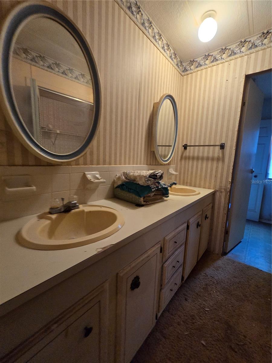 SUNLIGHT ACRES FIRST ADD - Residential