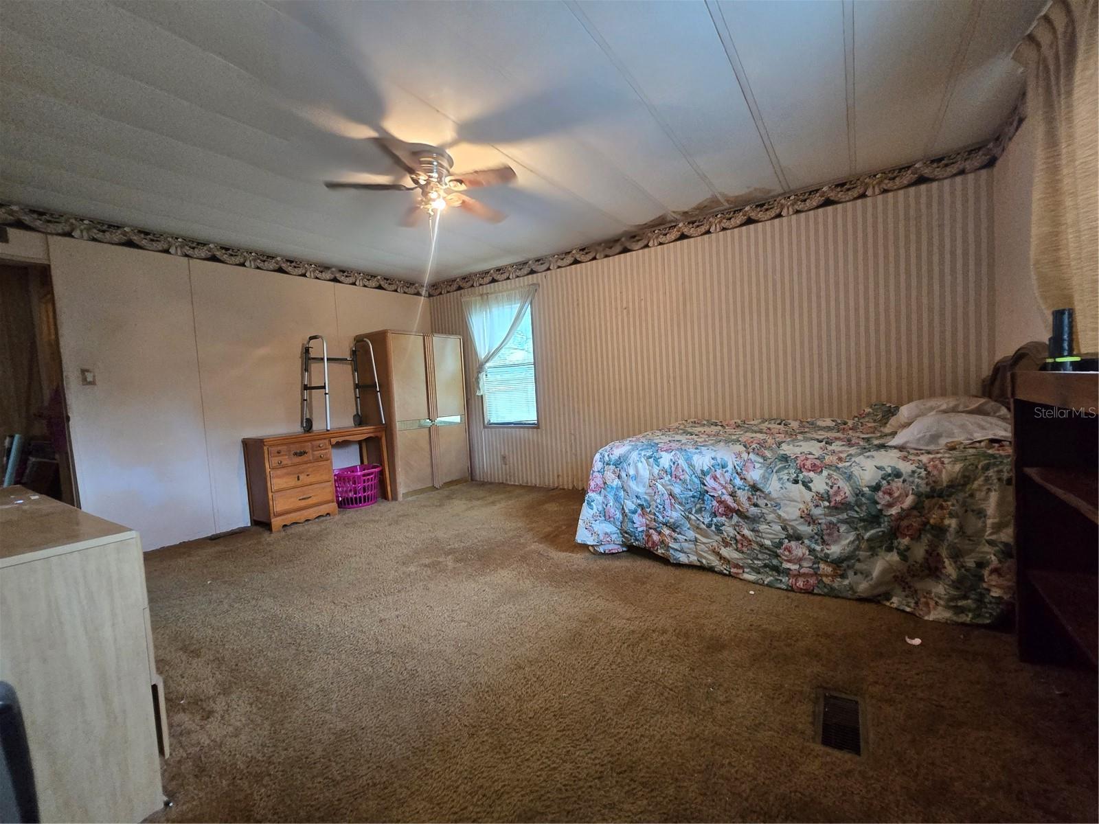 SUNLIGHT ACRES FIRST ADD - Residential