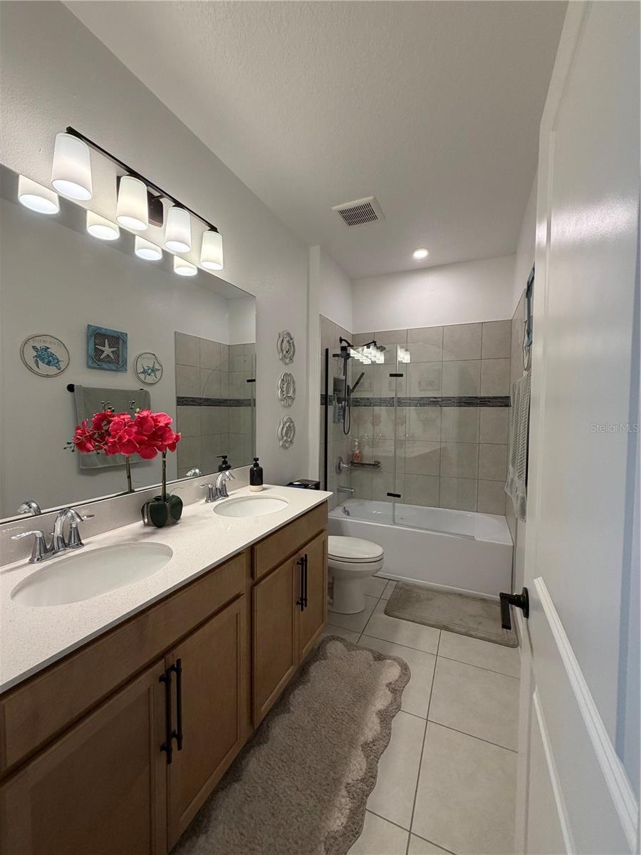 EDEN AT CROSS PRAIRIE - Residential