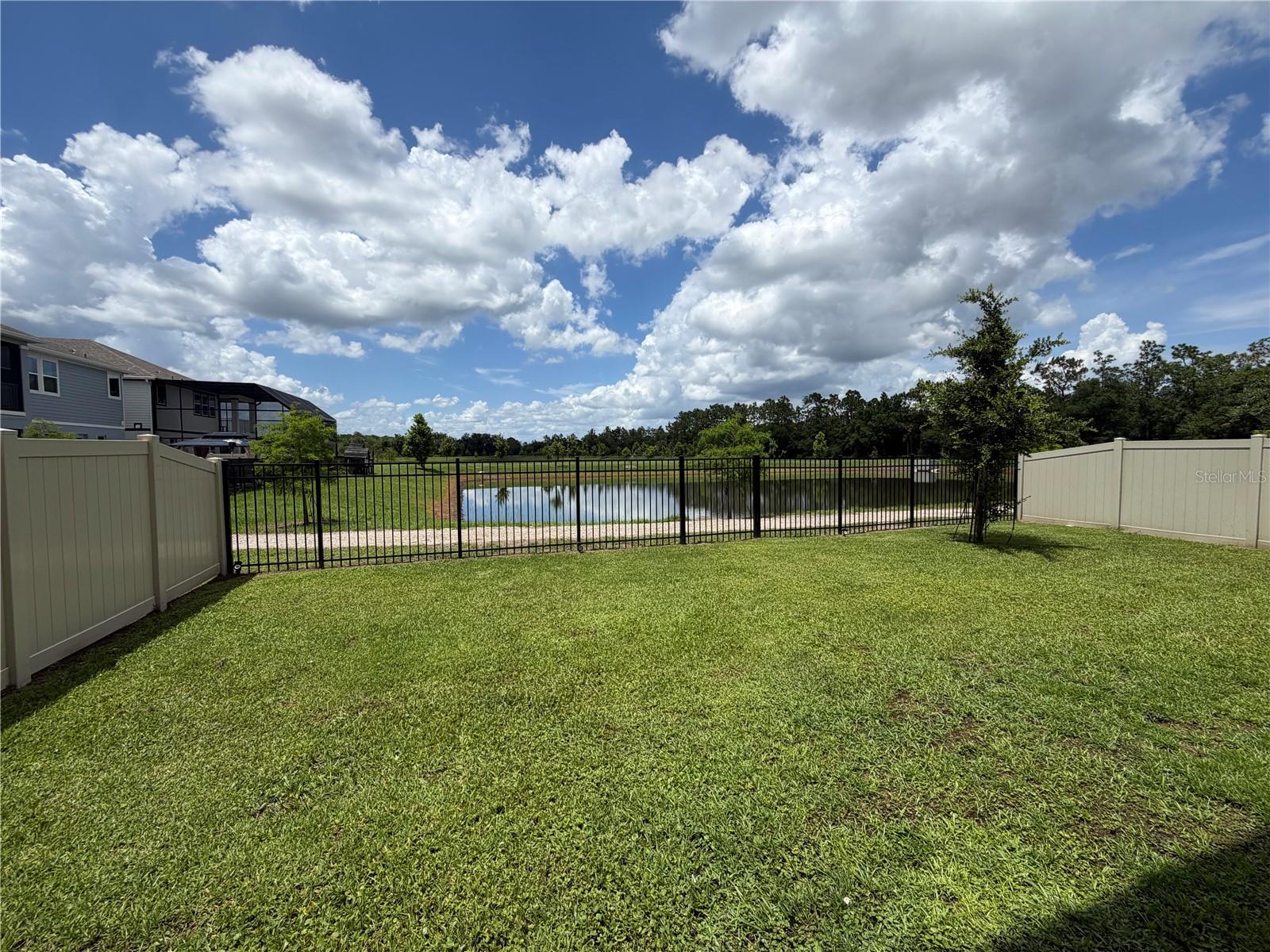 EDEN AT CROSS PRAIRIE - Residential