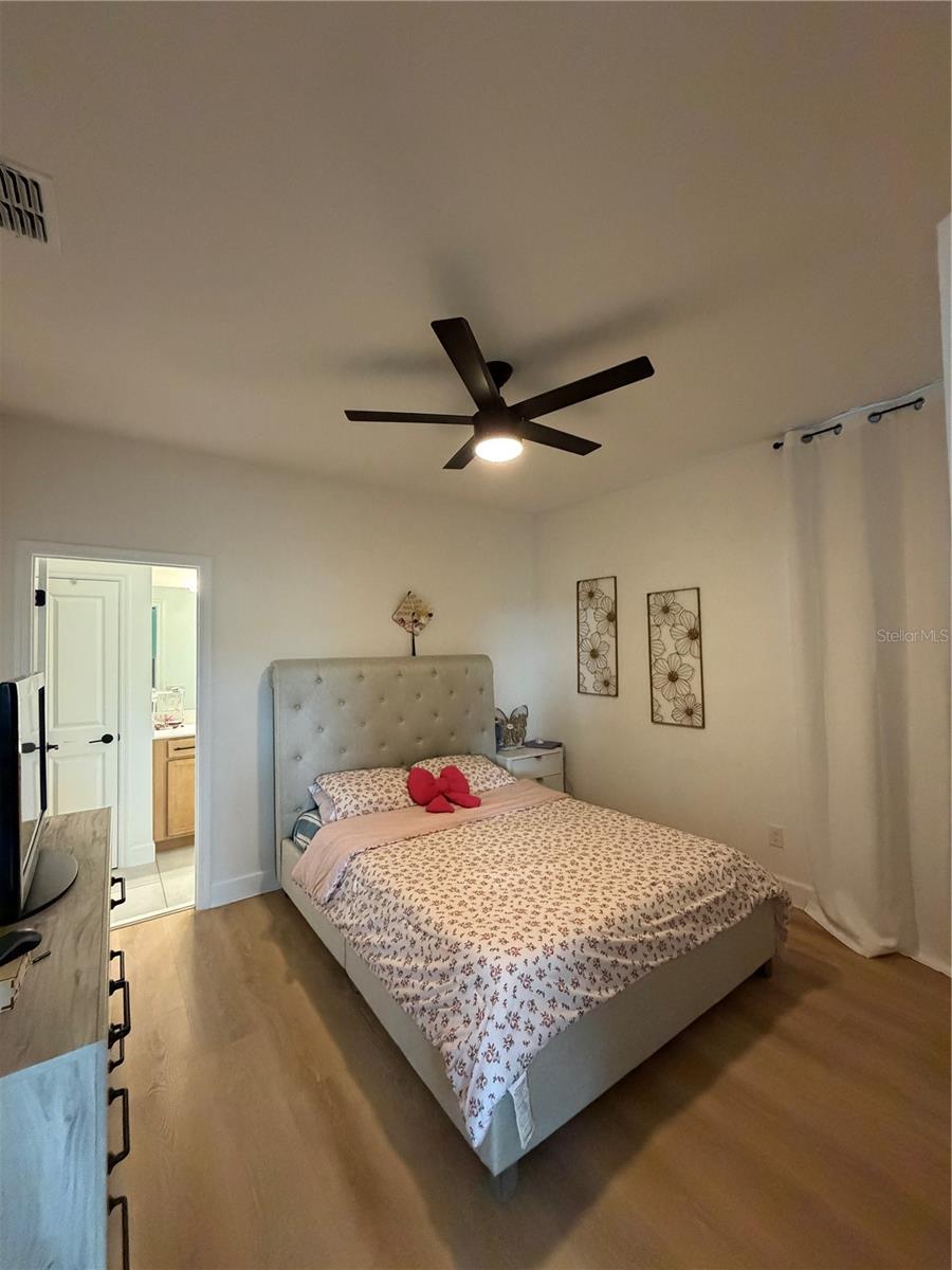 EDEN AT CROSS PRAIRIE - Residential