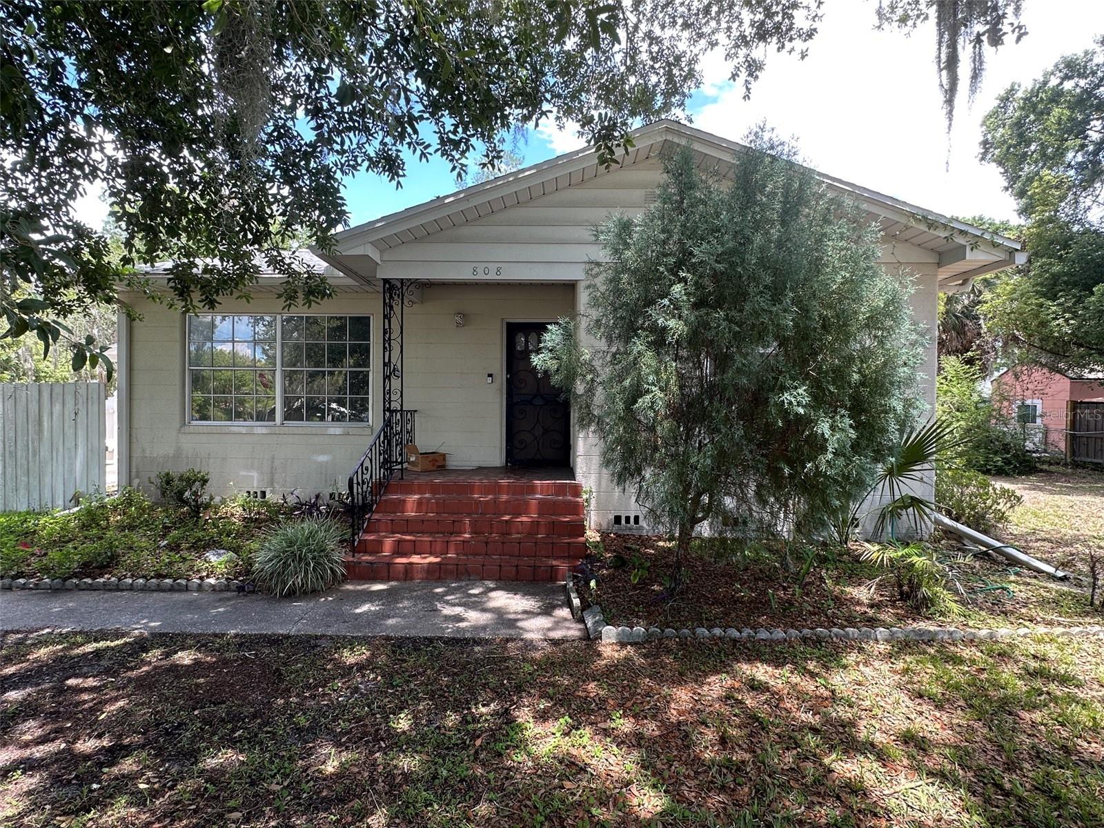 Opportunity is knocking! This 2-bedroom, 1-bath home sits on a spacious corner lot and offers endless potential for investors, flippers, landlords, or buyers looking to build equity through renovation. With solid bones and a desirable location, this property is ready for your vision and creativity to bring it back to life.
The oversized corner lot provides plenty of room for expansion, outdoor living spaces, additional parking, or future improvements. Whether you're looking for your next investment project or a home you can customize to your own style, this property offers exceptional possibilities at an affordable price point.
Located just minutes from downtown Plant City, you'll enjoy the charm of a historic community known as the "Winter Strawberry Capital of the World." Residents appreciate the area's small-town feel, historic downtown district, local shops, restaurants, parks, and community events throughout the year. The home is conveniently located near schools, shopping, dining, and recreational amenities, with easy access to Tampa, Lakeland, and I-4 for commuting. 
Bring your tools, imagination, and vision—properties with this much potential on a large corner lot don't come along often. Schedule your showing today and discover the possibilities waiting for you.