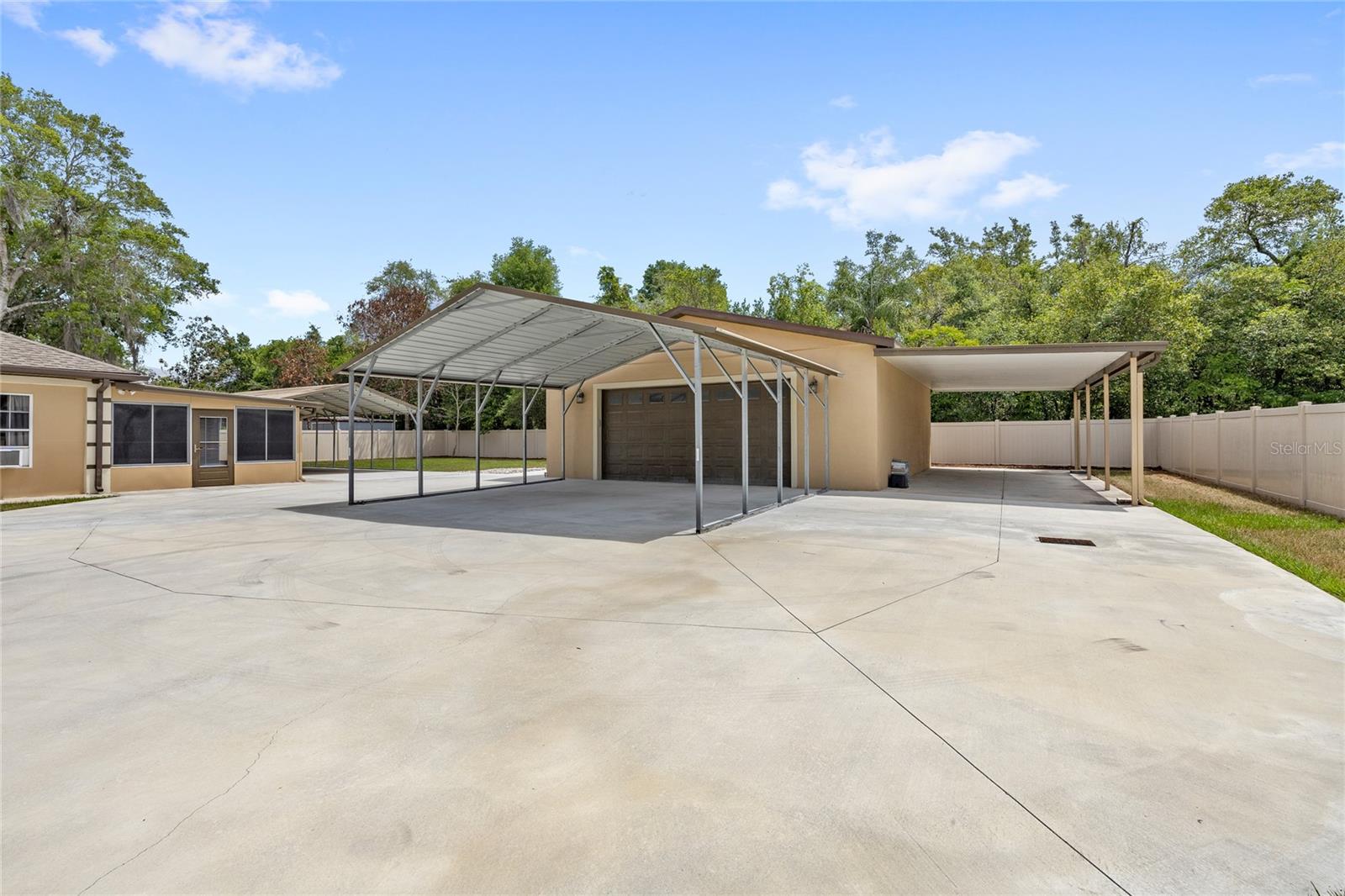 ACREAGE - Residential
