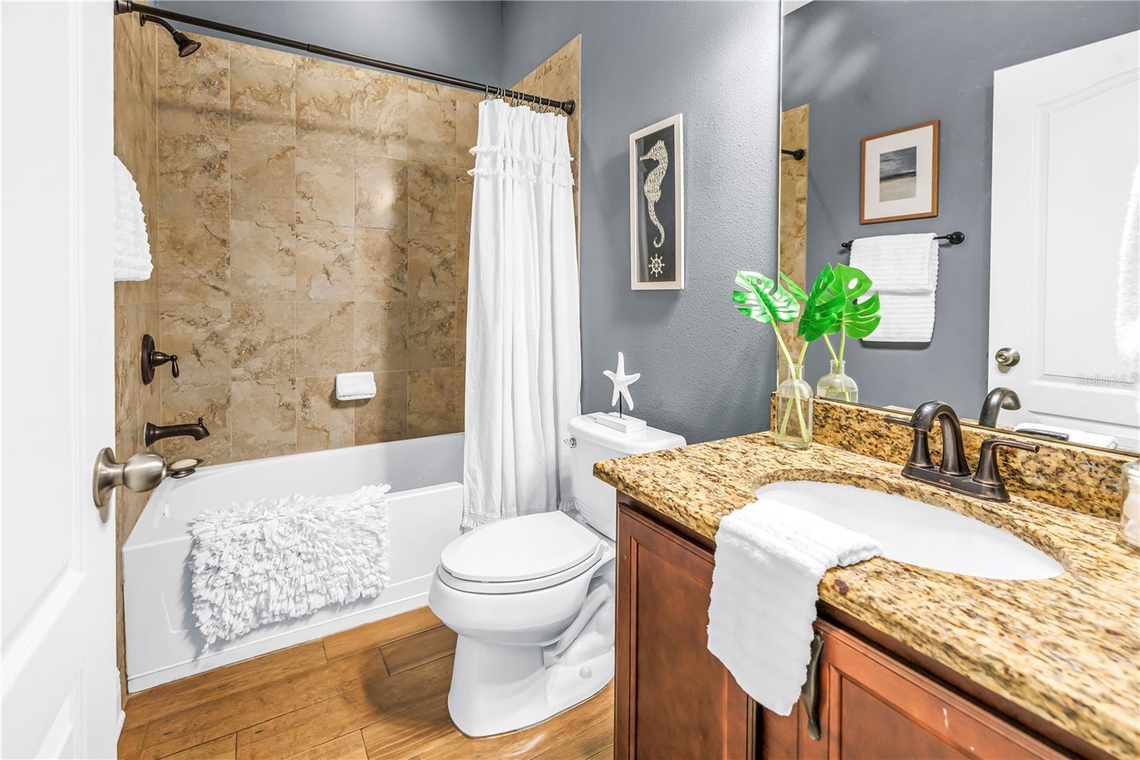 EDINA GARDEN OF EDEN - Residential