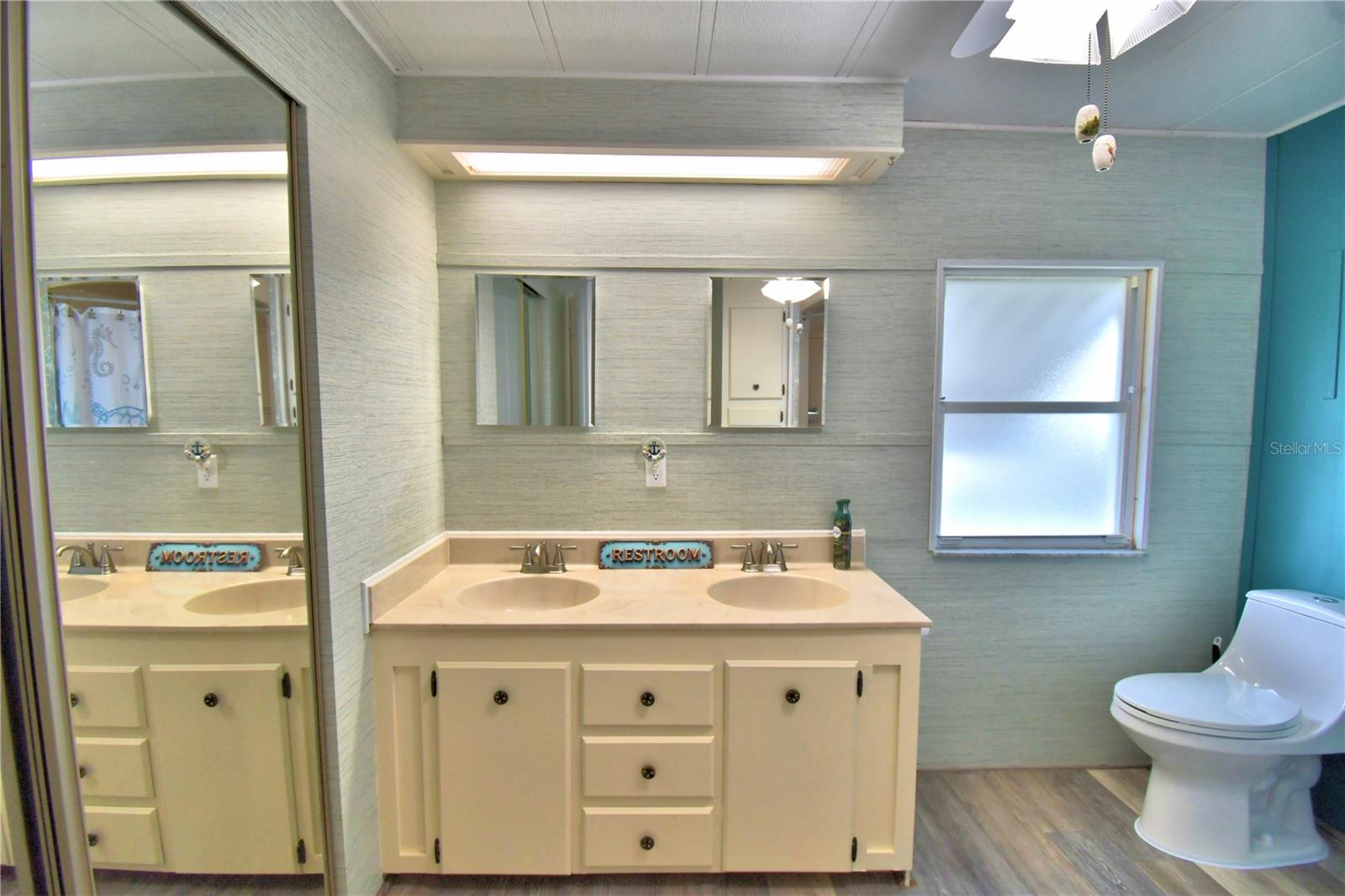 OAKWOOD ESTATES - Residential