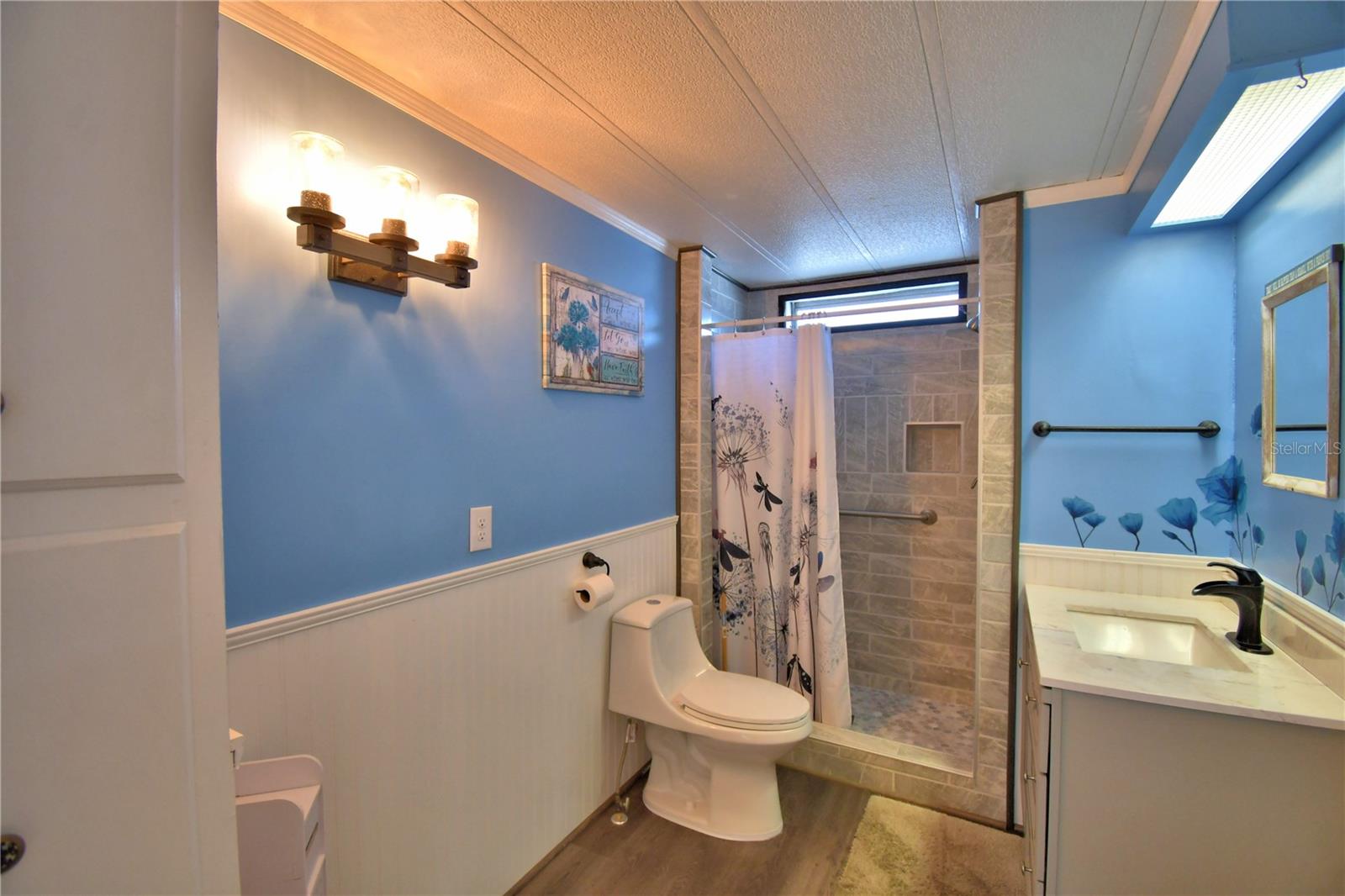 OAKWOOD ESTATES - Residential