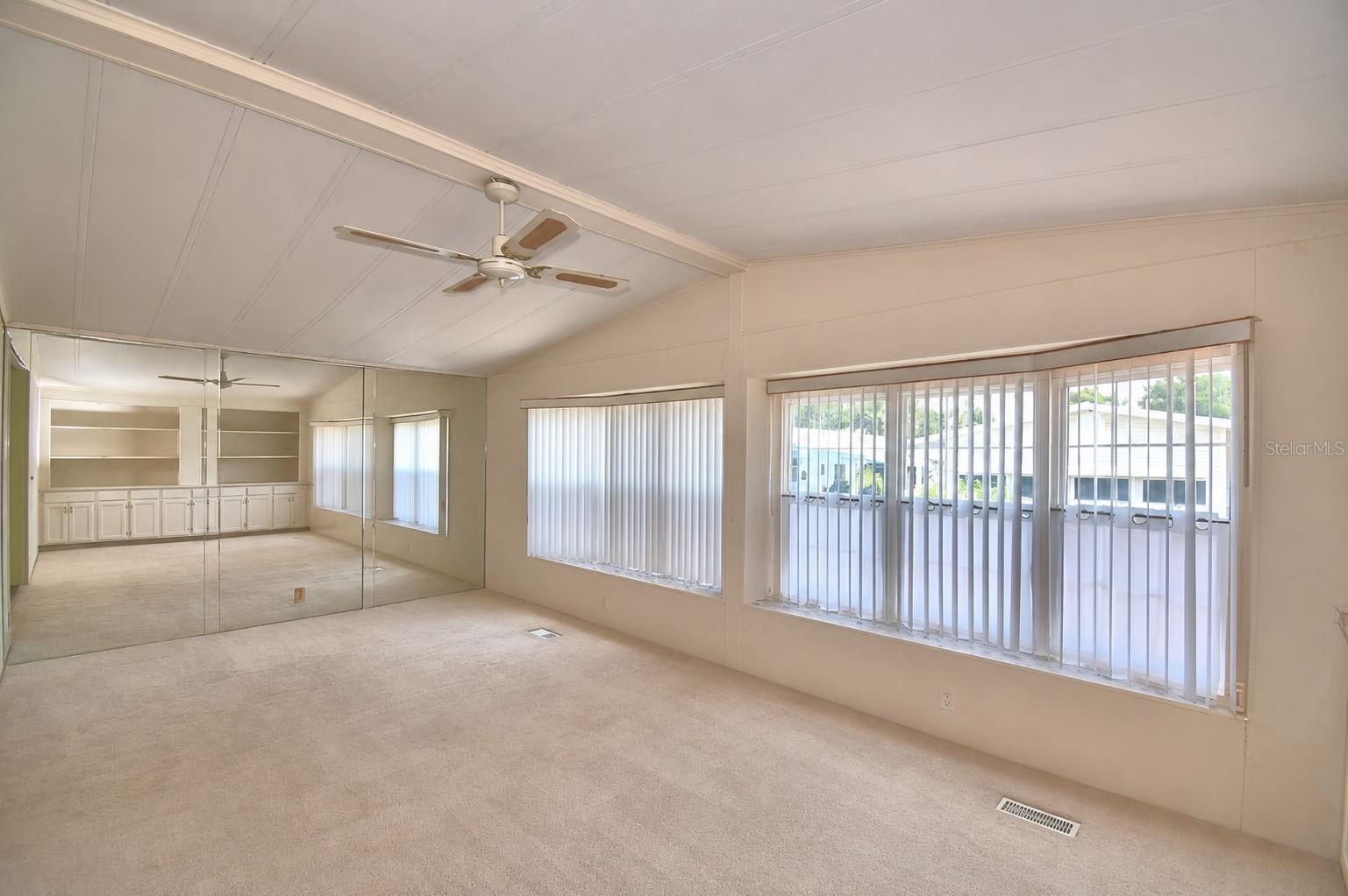 OAKWOOD ESTATES - Residential