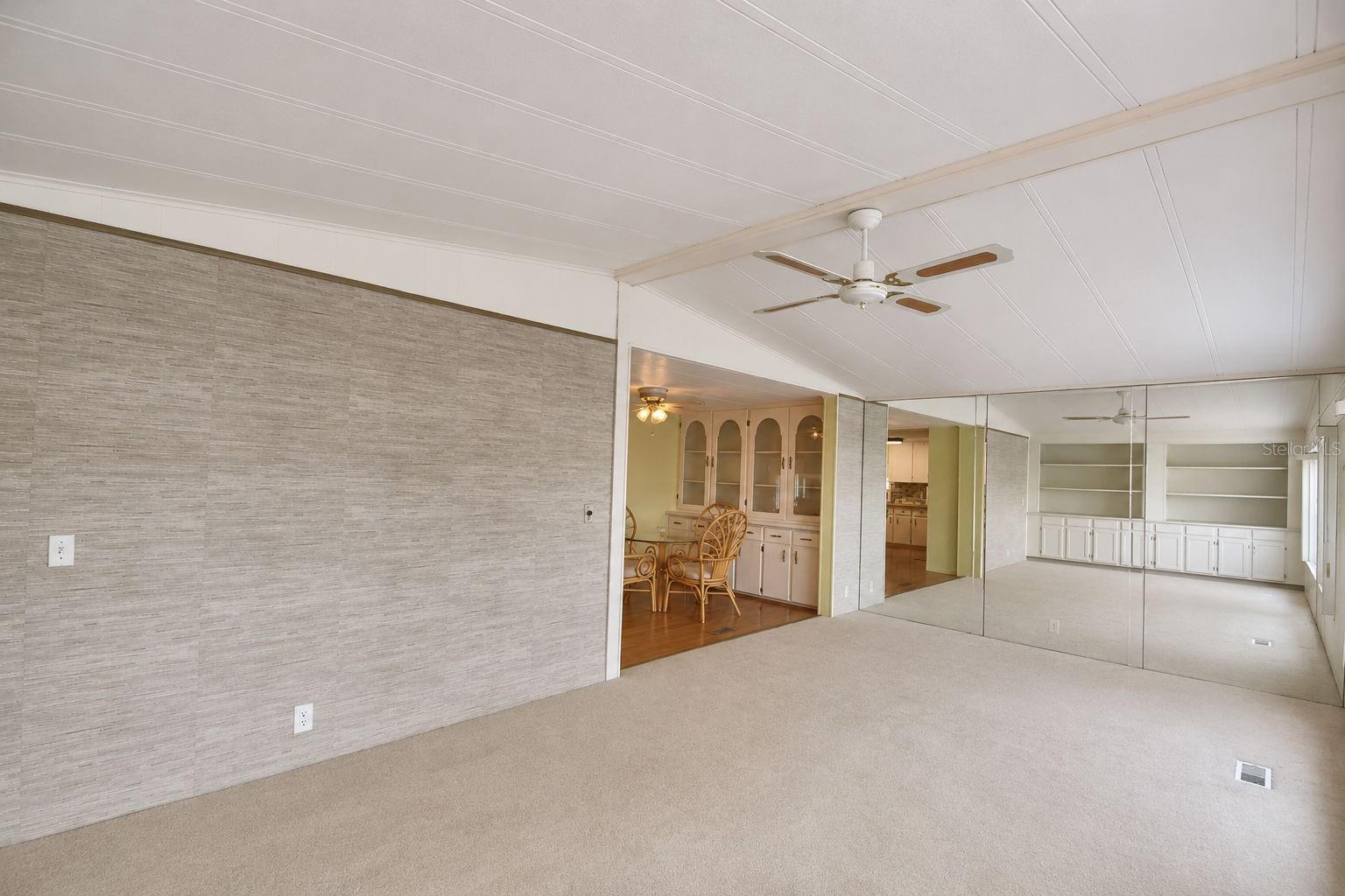 OAKWOOD ESTATES - Residential