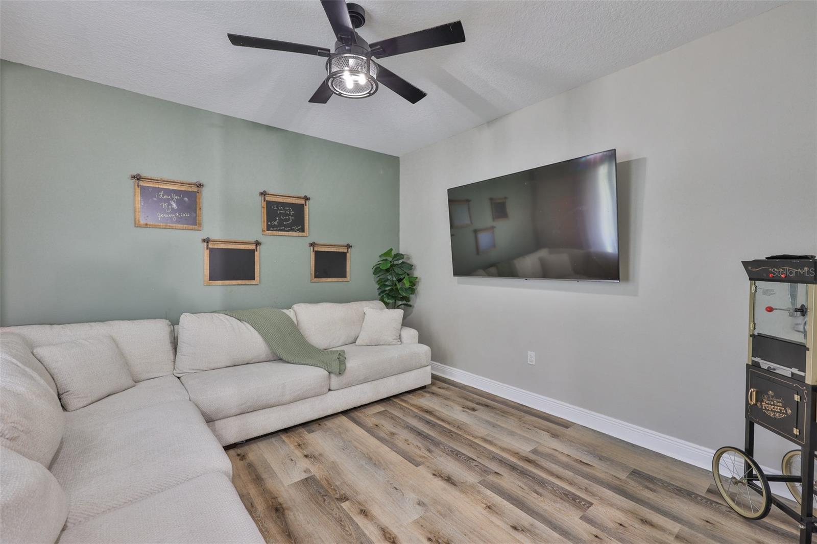 GRAND HAMPTON PH 5 - Residential