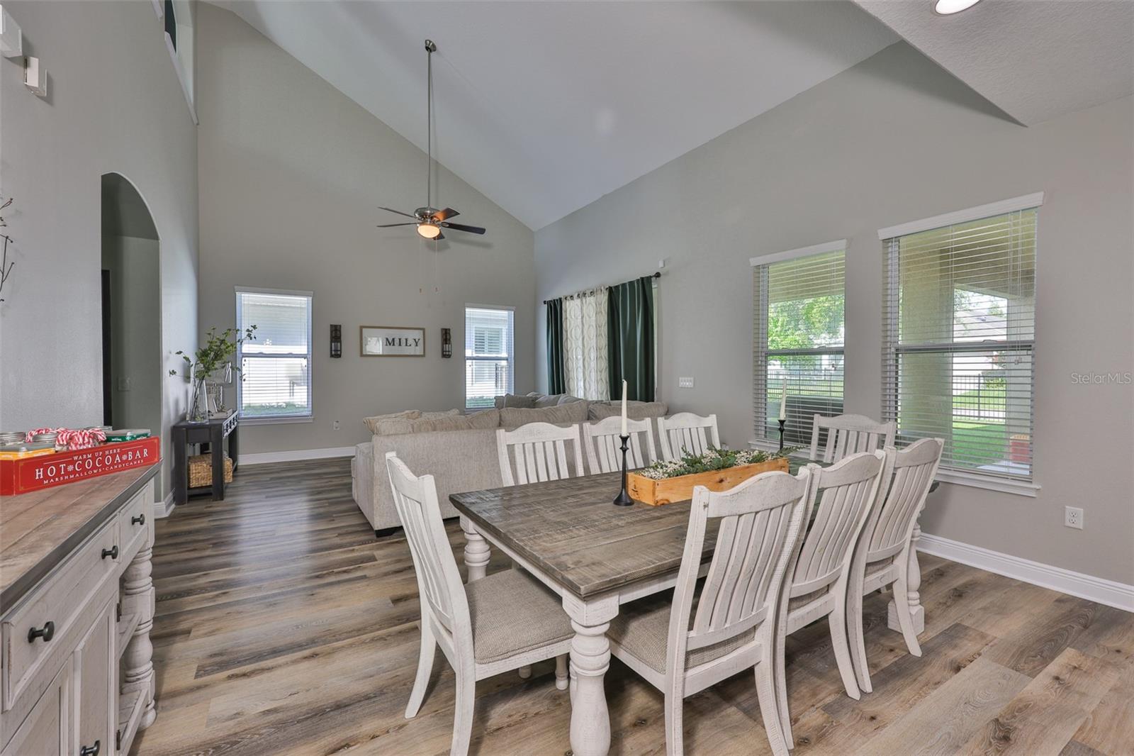 GRAND HAMPTON PH 5 - Residential