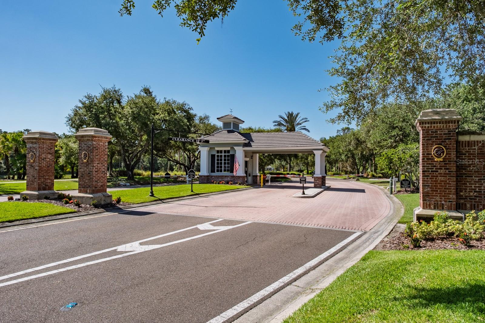 GRAND HAMPTON PH 5 - Residential