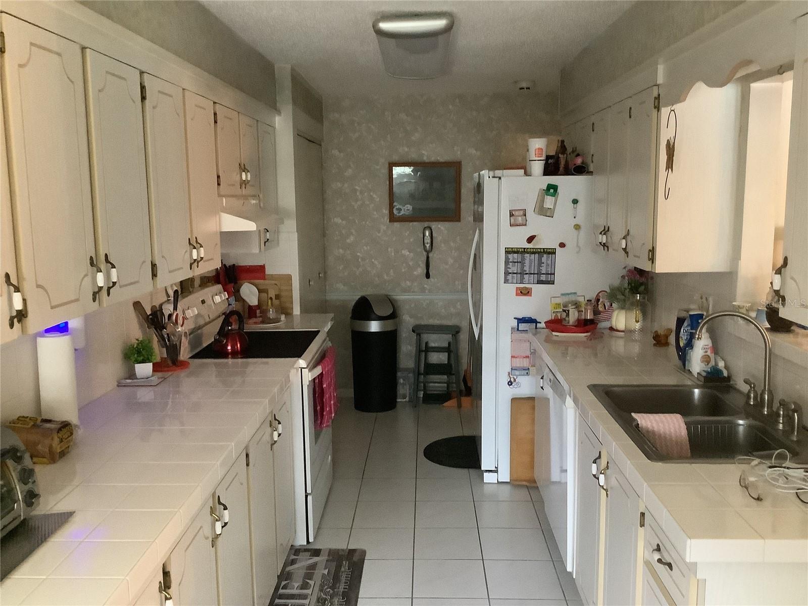 RIDGE MANOR WEST - Residential