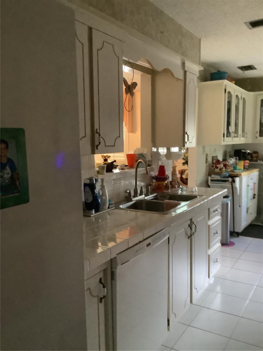 RIDGE MANOR WEST - Residential